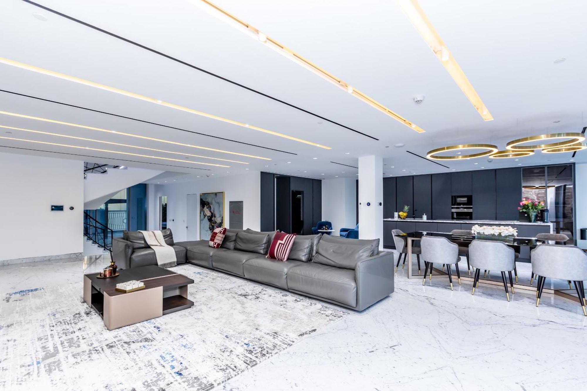 Dubai Marina Hidden Gem- Luxury,Unveiled Villa Bagian luar foto