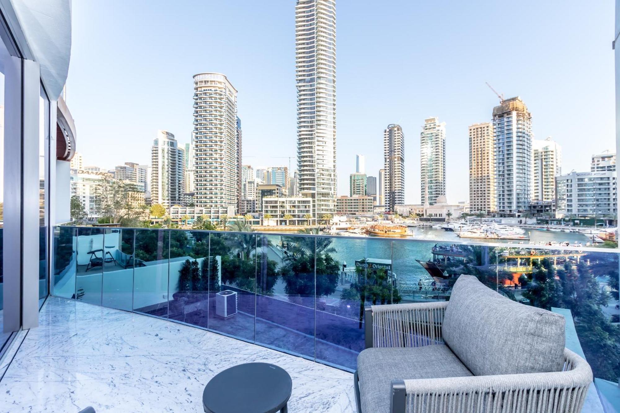 Dubai Marina Hidden Gem- Luxury,Unveiled Villa Bagian luar foto